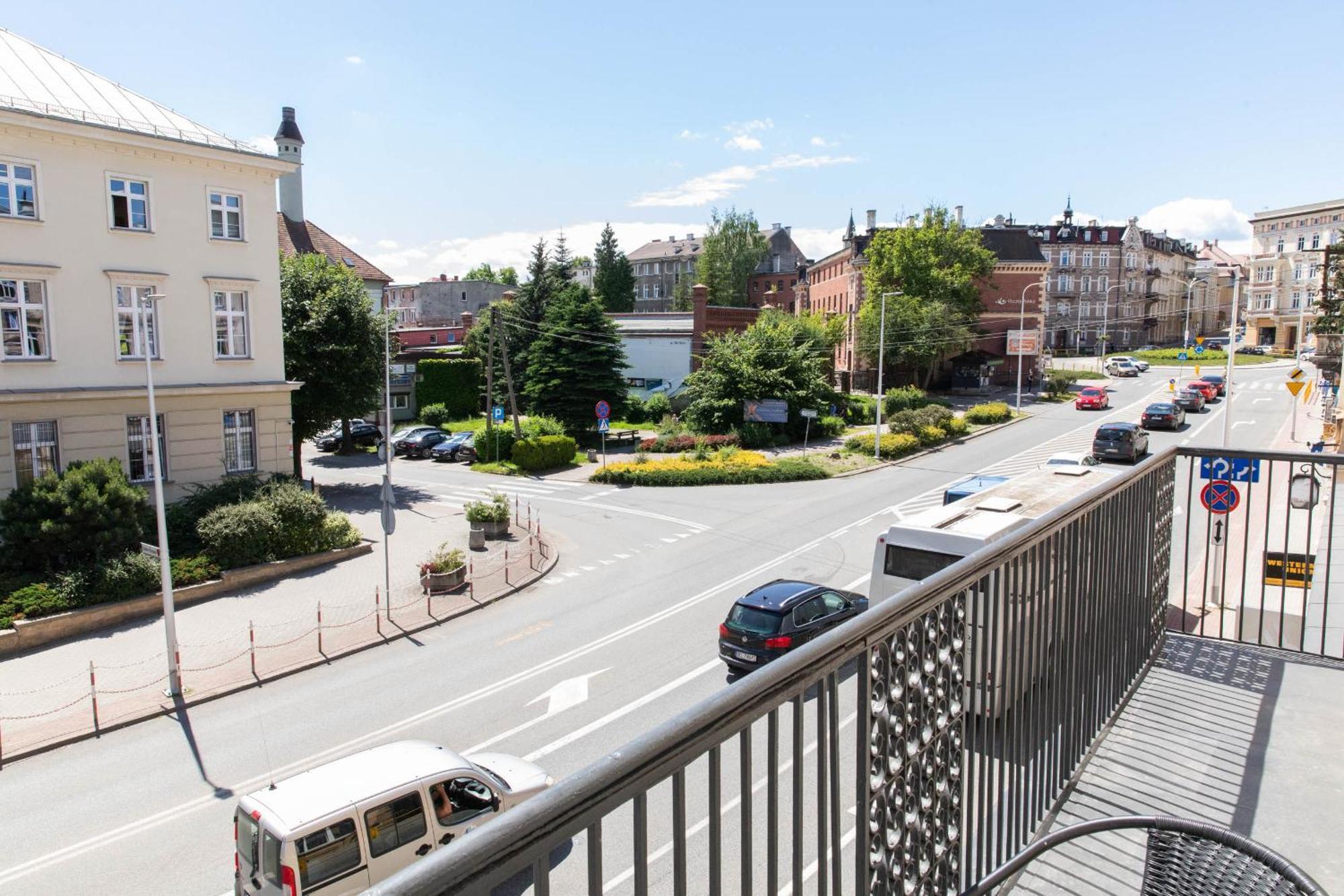 Apartament Old Town Premium Z Balkonem Apartment Klodzko Bagian luar foto